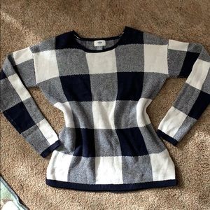 Old navy small navy& cream sweater